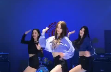 小姐姐跳节目,小姐姐惊艳亮相节目舞台